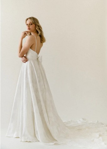 Truvelle Bridal Calista (Version 1) #2 thumbnail
