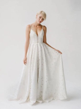 Truvelle Bridal Meredith #0 default thumbnail