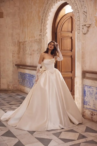 Pnina Tornai 15092 #0 thumbnail