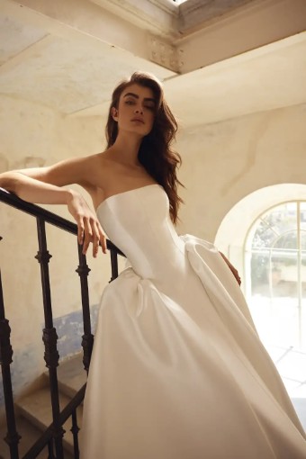 Pnina Tornai 15098 #0 thumbnail