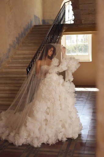 Pnina Tornai 15117 #1 thumbnail