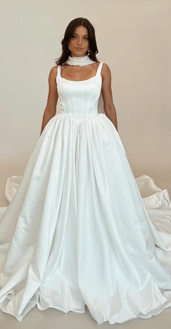 Gemma Couture Nicole #0 default thumbnail