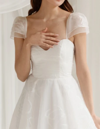 Truvelle Bridal Desiree #1 thumbnail