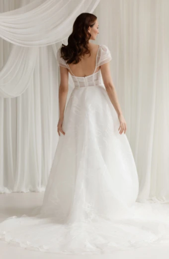 Truvelle Bridal Desiree #2 thumbnail