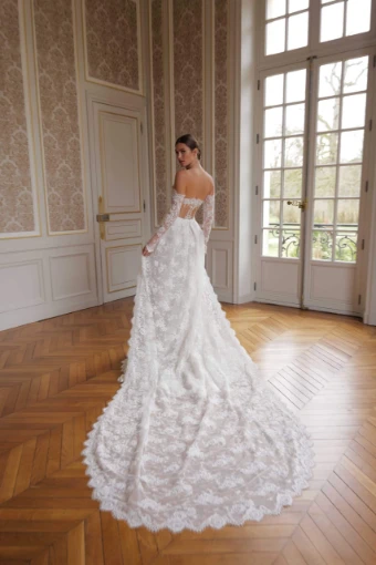 Lee Petra Grebenau Verona #4 thumbnail