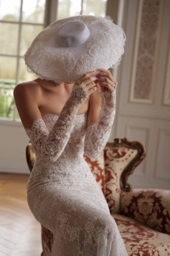 Lee Petra Grebenau Verona #2 thumbnail