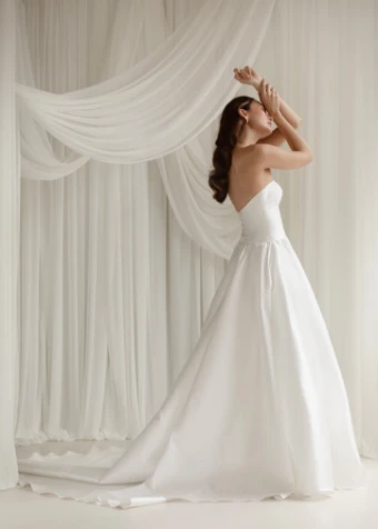 Truvelle Bridal Leah #3 thumbnail