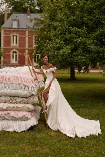 Milla by Lorenzo Rossi Corvelle #2 thumbnail