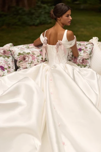 Milla by Lorenzo Rossi Elvaya #3 thumbnail