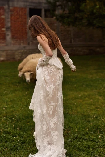 Milla by Lorenzo Rossi Virelle #1 thumbnail