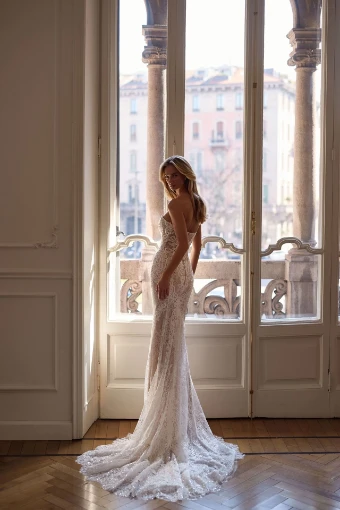 White & Lace Lunova #5 thumbnail