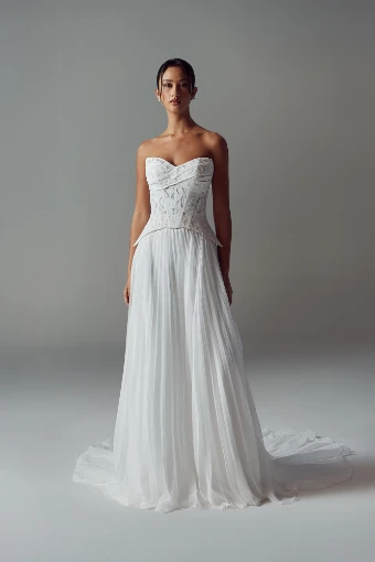 Evie Young Alice #0 thumbnail