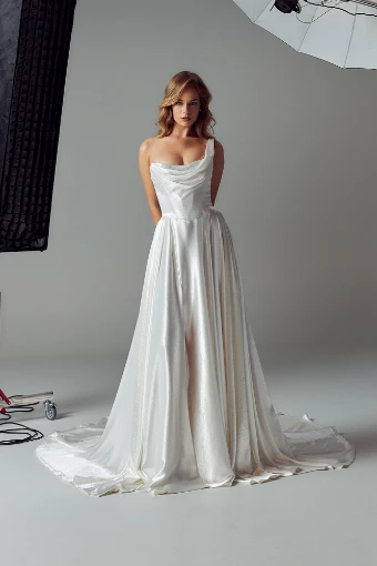 Evie Young Molly #1 thumbnail