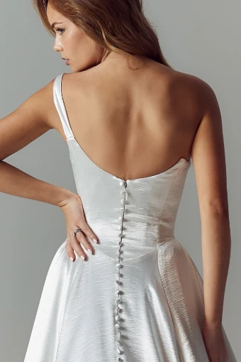 Evie Young Molly #5 thumbnail