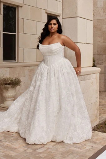 Evie Young Rhonda #2 thumbnail