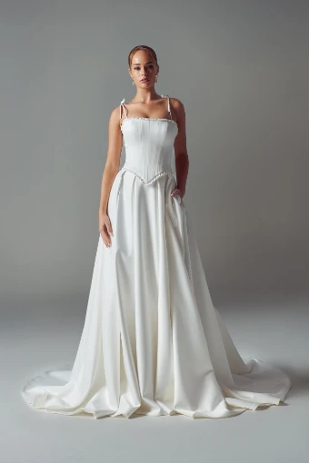 Evie Young TIffany #0 thumbnail