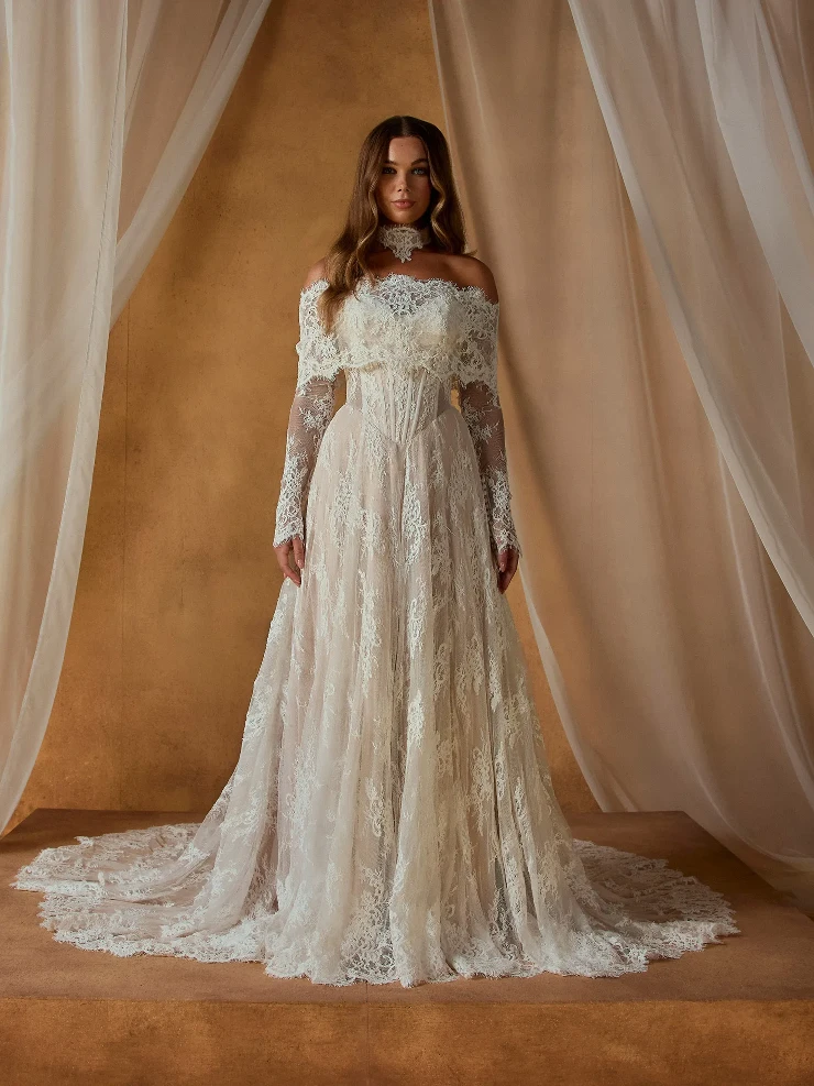 Madi Lane - Nivaya | The Bridal Studio