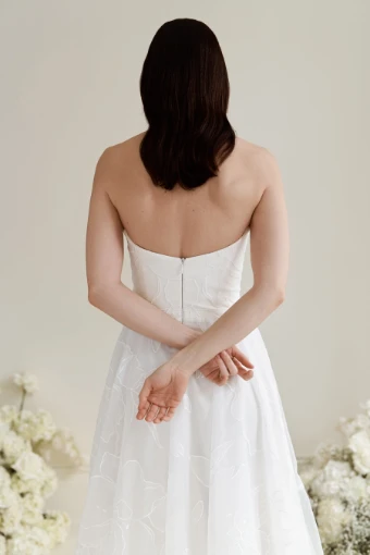 Truvelle Bridal Simone #5 thumbnail