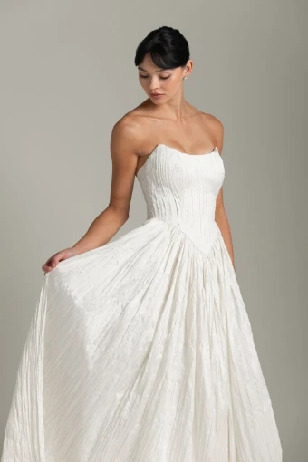 Aesling Hera #1 thumbnail