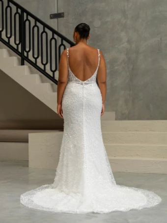 Evie Young Santana #1 thumbnail